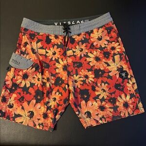 VISSLA Board Shorts - Multicolor Flower Pattern Size 33